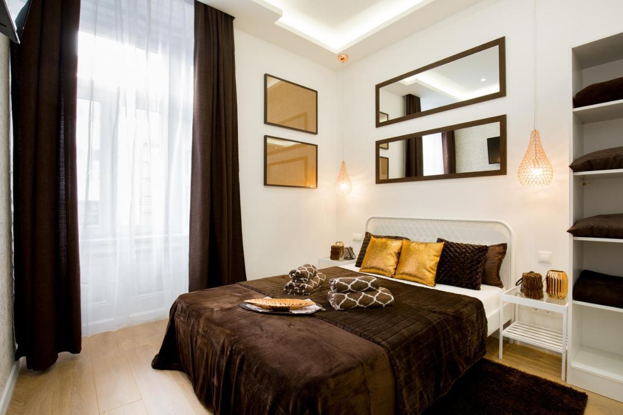 Budapest Holidays Fashion Ngoại thất bức ảnh